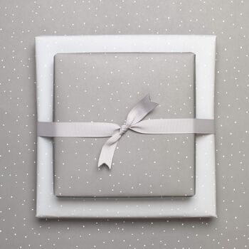 Papier cadeau double face moderne gris à pois blancs en papier recyclé, emballage cadeau élégant et simple pour hommes et femmes, papier cadeau minimaliste pour mariage, Saint Valentin 6