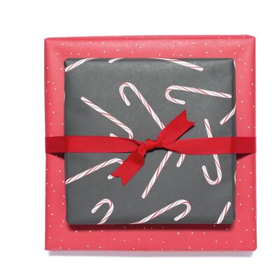 Carta da regalo bifacciale natalizia "Candy Cane" in grigio scuro e rosso realizzata con carta riciclata al 100%.