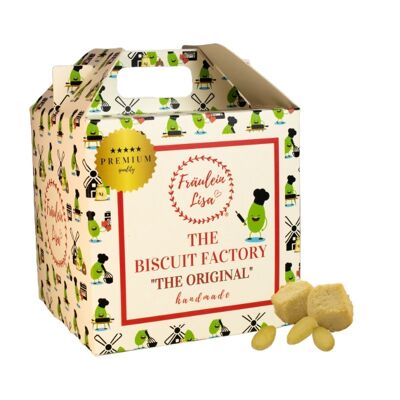 Biscuits aux amandes dans une boîte cadeau
