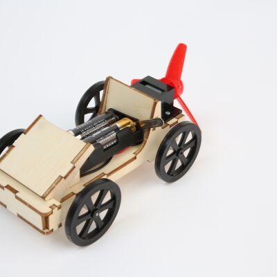 Construction kit Sports car on wind power - Science Kit
