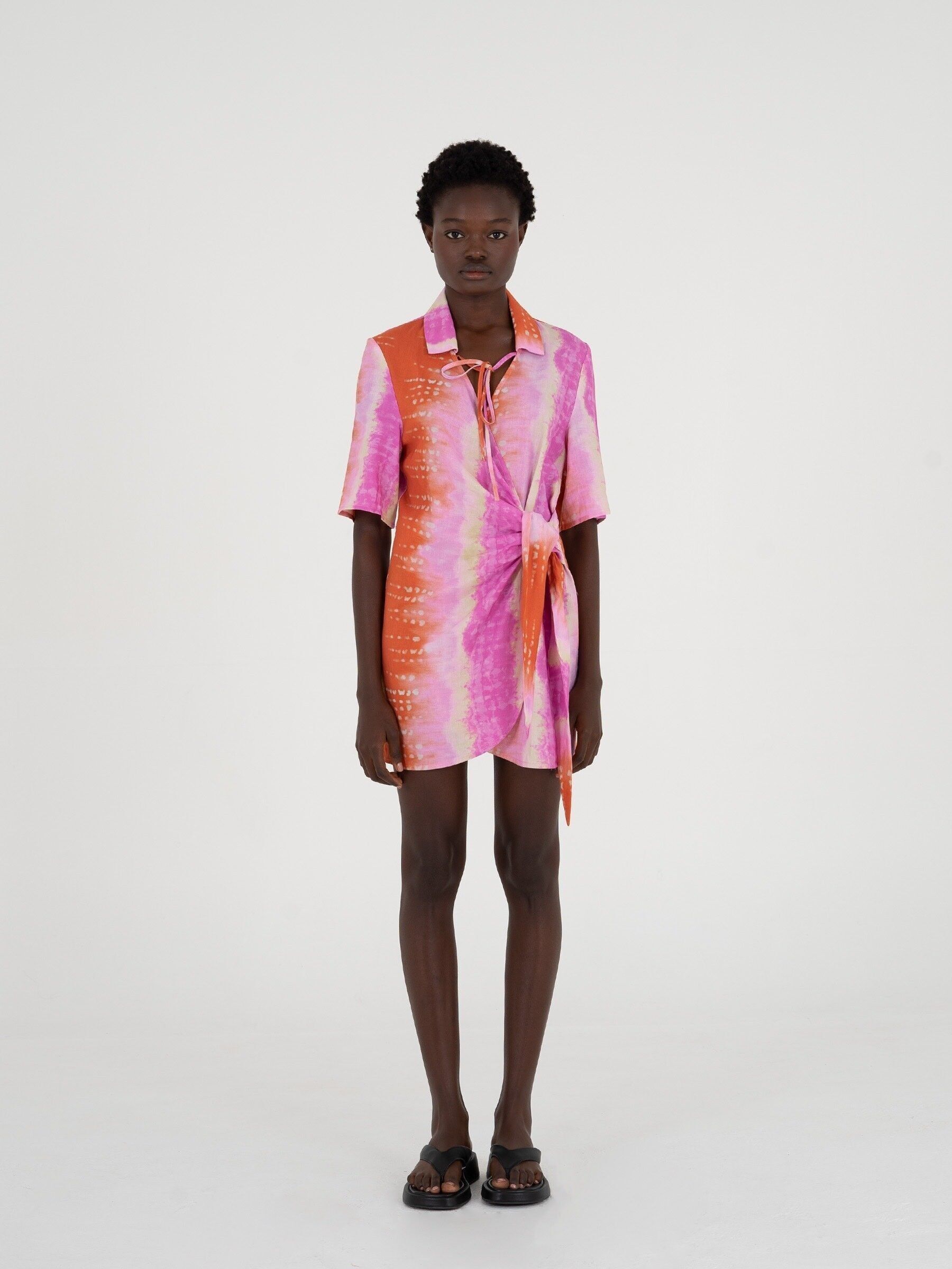 Mini abito a maniche lunghe in stile Pesci