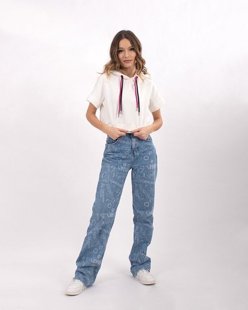 Connessioni con cappuccio bianco sporco