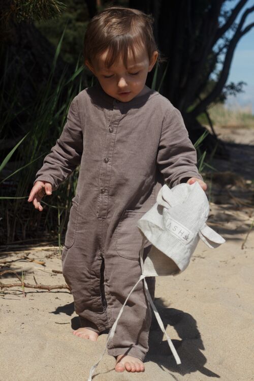 Appletree bear bonnet