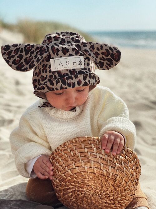 Leopard bonnet
