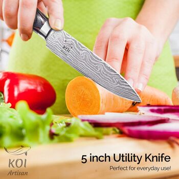 Couteau utilitaire de cuisine KOI ARTISAN - Lame tranchante comme un rasoir de 5 pouces - Couteaux de chef professionnels - Couteaux japonais en acier inoxydable à haute teneur en carbone - Motif Damas gravé au laser - Résistant aux taches et à la corrosion 5