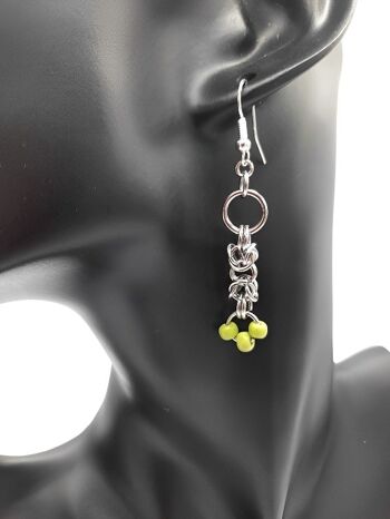 Boucles d'oreilles pendantes en tissage de barre vert lime brillant 1