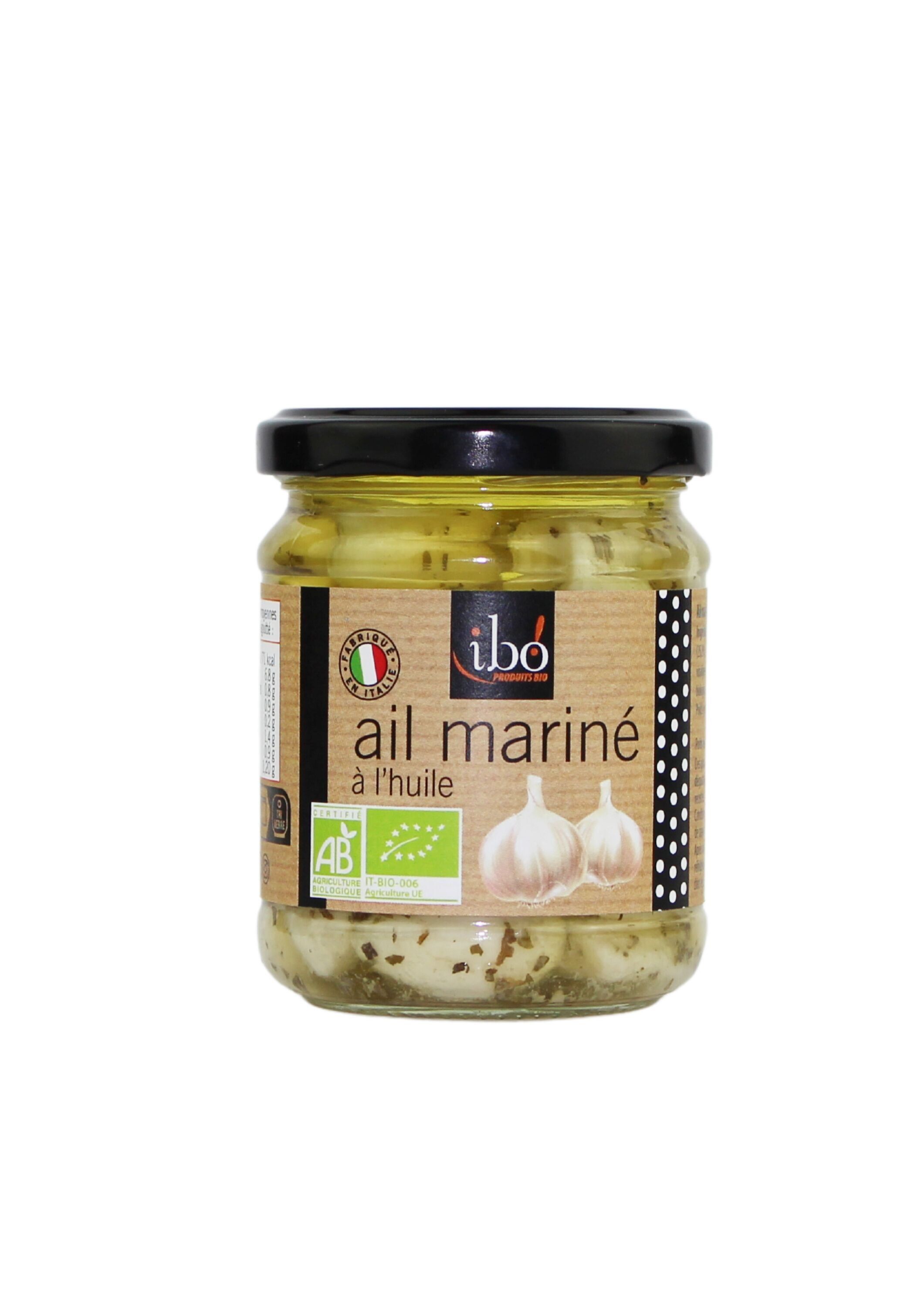 Ajo marinado en aceite