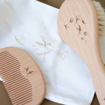 Brush & comb set - Swallows