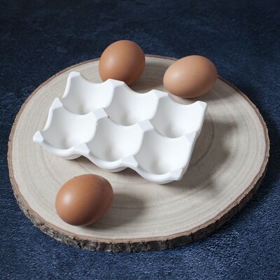 Range Eggs / egg holder in Jesmonite