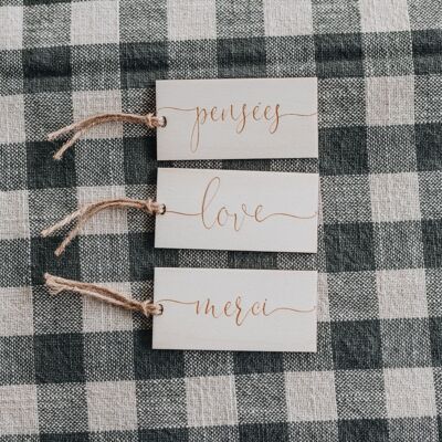 Set of 3 small wooden gift tags