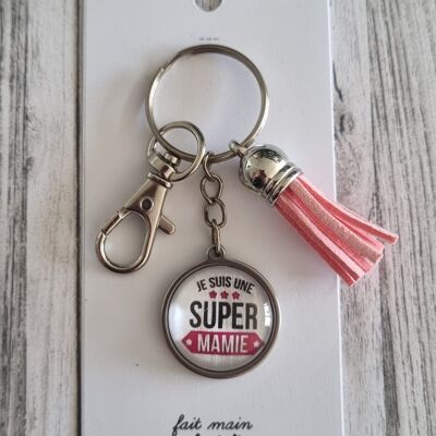 “I am a super granny” keychain