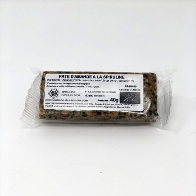 Natural bar with organic Spirulina