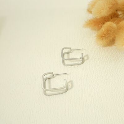 Double line square silver hoops