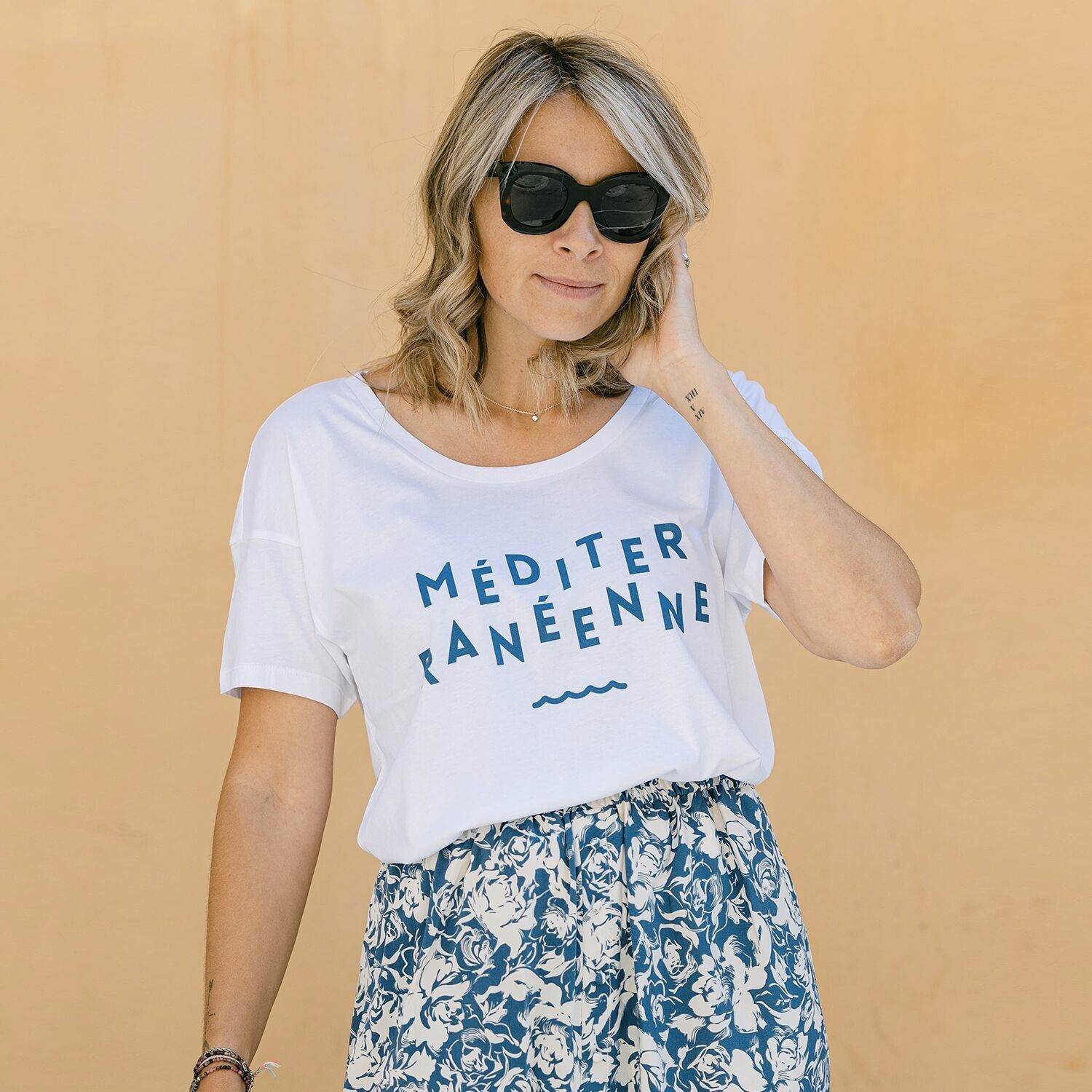 Tshirt da donna in cotone biologico con stampa mediterranea