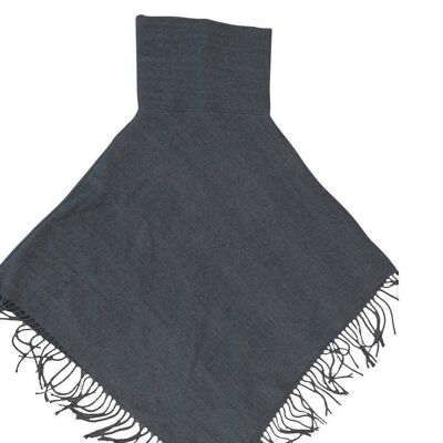 Poncho Mila color gris oscuro