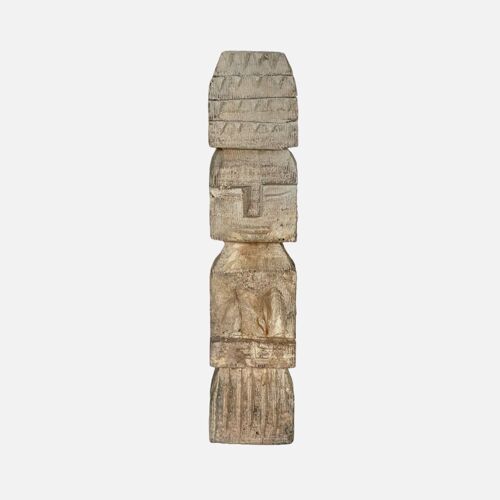 Metinaro Timor Wooden Statue White