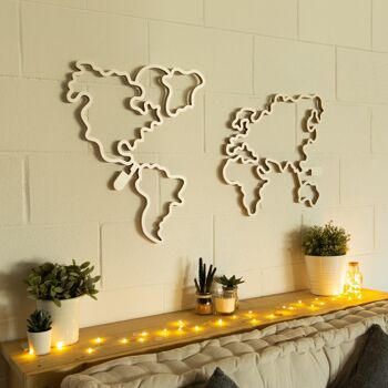 Silhouette de carte du monde en bois lumineux 4