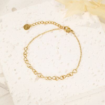 Golden bracelet with chain