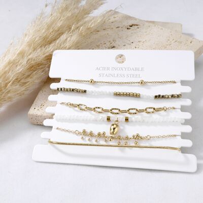 Set of 6 white beaded bracelets
