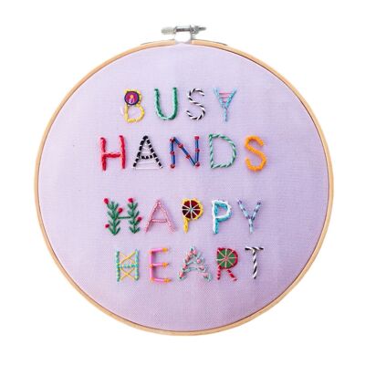 Beschäftigte Hände Happy Heart Stickrahmen-Kit