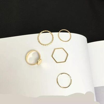 Set di 5 anelli da spiaggia tribali impilabili vintage bohémien in oro sottile da 5 pezzi