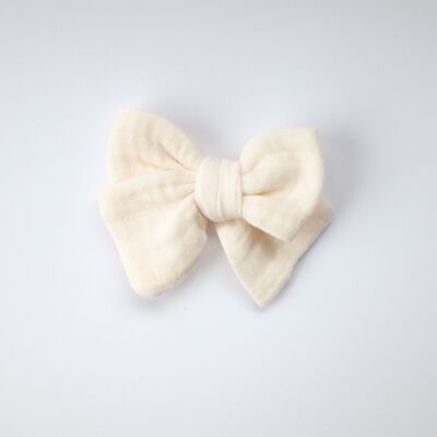 Albane knot barrette