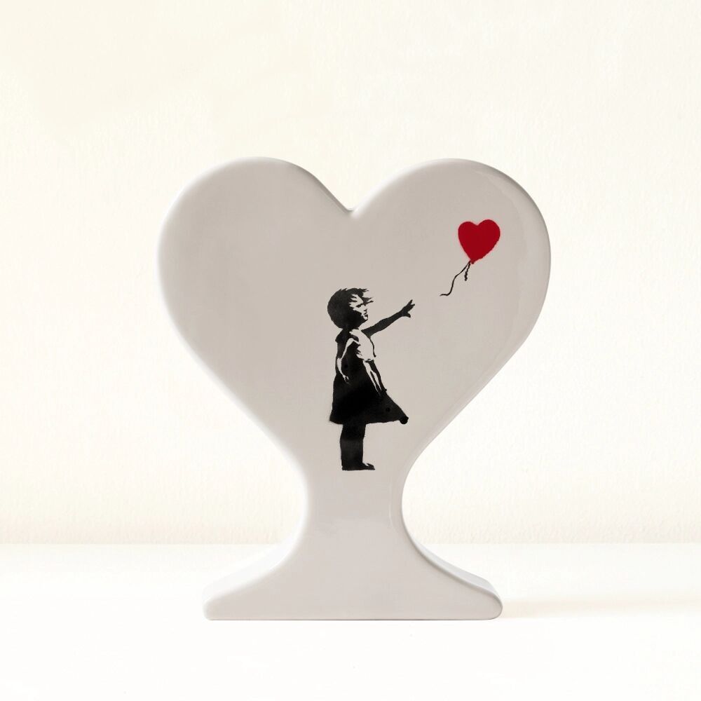 Vaso a forma di cuore in ceramica fatto a mano "Ragazza con palloncino"