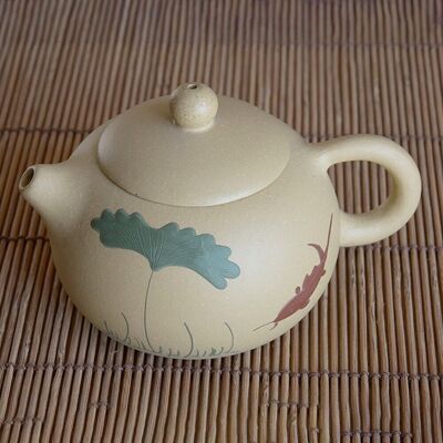Yellow Yixing clay teapot 200ml