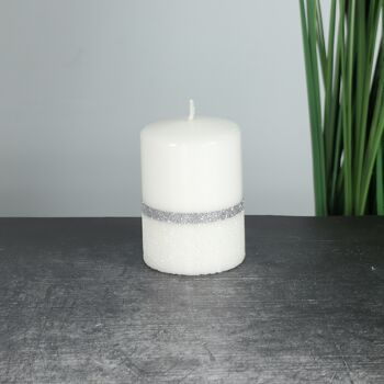 Bougie pilier avec bordures de guirlandes, 7 x 7 x 10 cm, blanc/argent, 794216 2