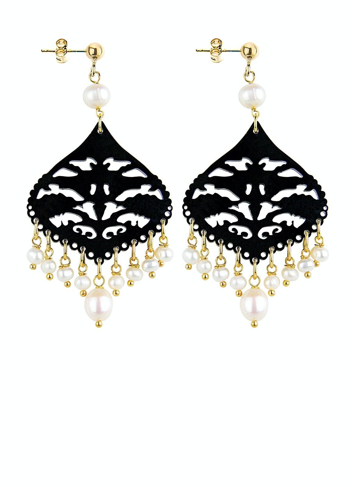 Eleganter Schmuck perfekt für jeden Anlass. Damenohrringe Chandelier Drop Schwarzes Plexiglas und Perlensteine. Hergestellt in Italien