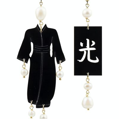 Joyas elegantes perfectas para cualquier ocasión. Pendientes Mujer Kimono Grandes Plexiglás Negro y Piedras Perlas Made in Italy