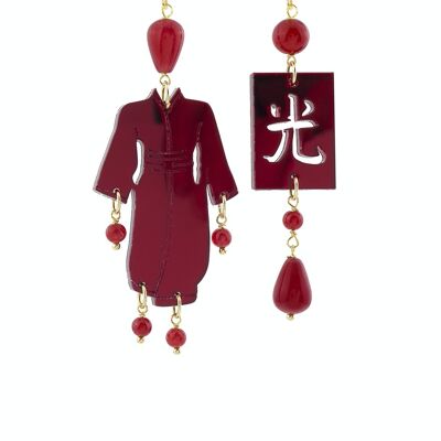 Farbiger Plexiglasschmuck ideal für den Sommer. Damenohrringe Kimono Small Red Mirror Plexiglas und Seide. Hergestellt in Italien