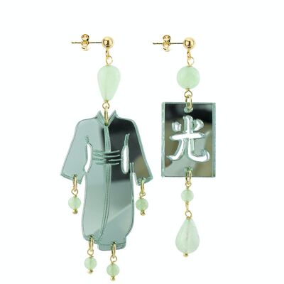 Bijoux en plexiglas coloré idéal pour l'été. Petites Boucles d'Oreilles Kimono Femme Vert Jade Miroir Plexiglas et Soie. Fabriqué en Italie