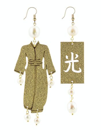 Des bijoux parfaits pour briller lors de vos occasions spéciales. Boucles d'Oreilles Femme Kimono Grande Soie Or et Pierres Perlées Fabriqué en Italie