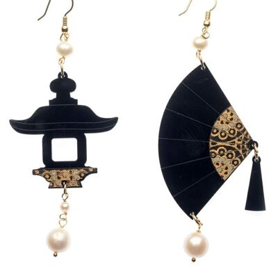 Elegant jewelry perfect for any occasion. Fujiyama Women's Earrings Big Fan Black Plexiglas and Pearl Stones. Made in Italy