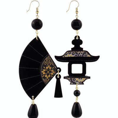 Elegant jewelry perfect for any occasion. Fujiyama Women's Earrings Big Fan Black Plexiglas and Black Stones. Made in Italy