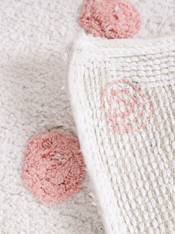 Tapis de bain en coton tufté rose et blanc 3