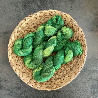 FAUNA, hand-dyed wool, hand-dyed yarn, dyed with acid dyes