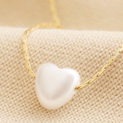 Collier de charme de coeur de perle
