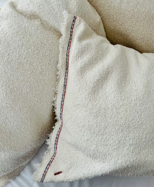 Taie d'oreiller ou enveloppe de coussin déco DOUDOU -100 % coton -