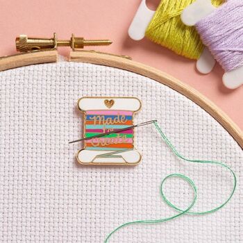 Bobbin Magnetic Needle Minder 2