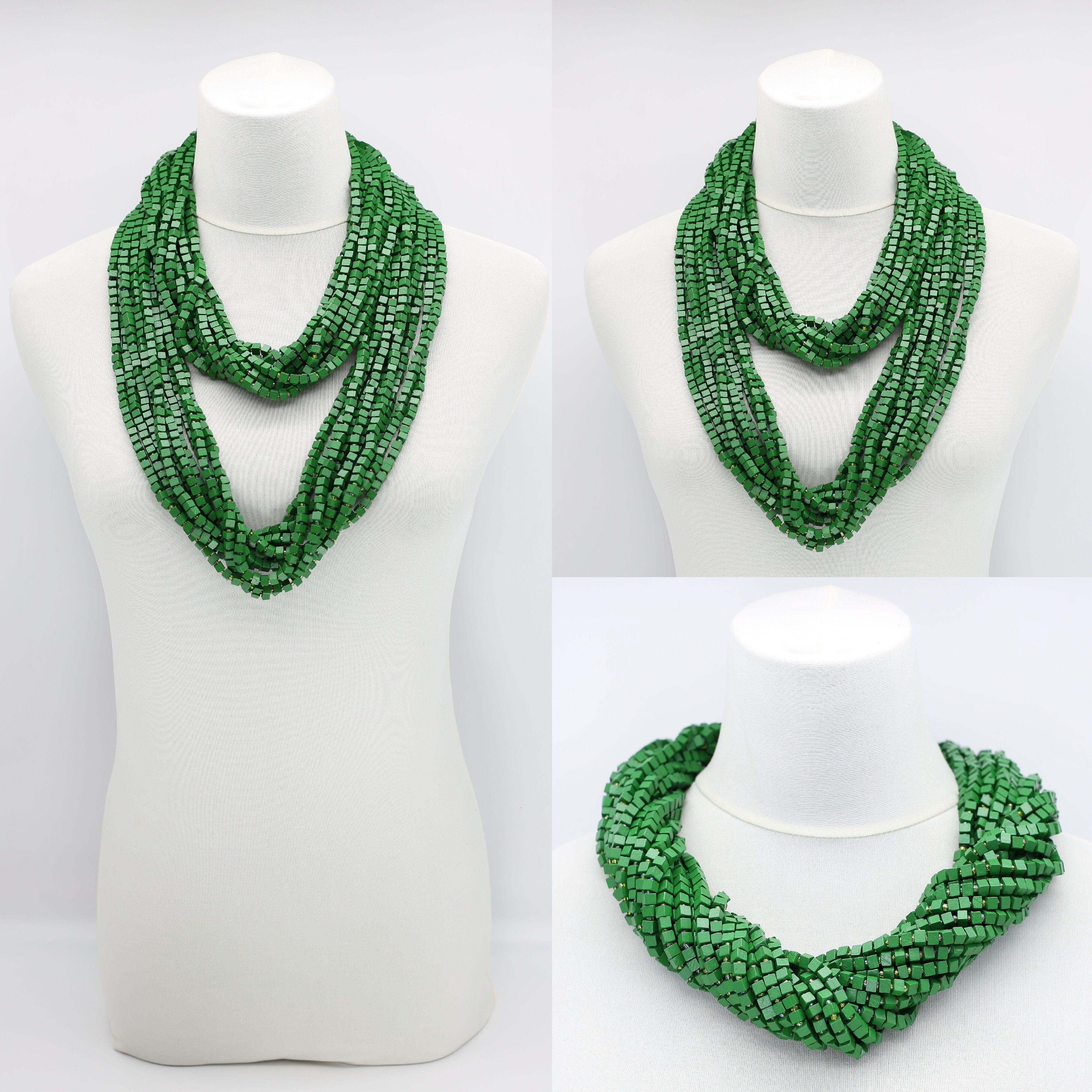 SUCCESSIVO Collana Pashmina - Verde Primavera - 10 Fili