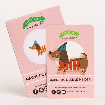 Wurst Hund Dackel Magnetic Needle Minder