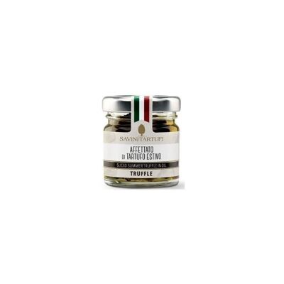 Lamelle de truffe d'été dans l'huile d'olive