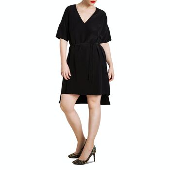 Robe de jour courte crêpe de soie noir, col V, Ssl 3