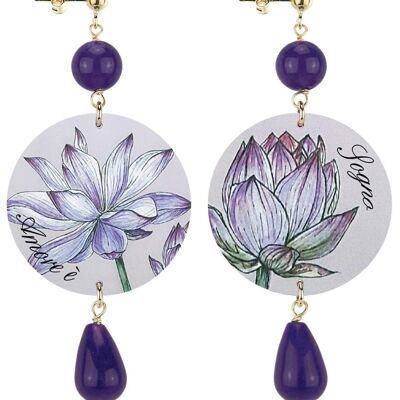 Celebrate spring with flower-inspired jewelry. The Circle Woman Earrings Classic White and Purple Flower Light Background Dream. Made in Italy