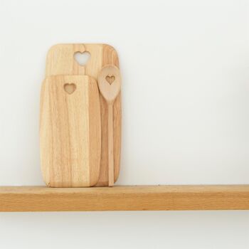 15 cm x 27.Planche à découper rectangulaire en bois de 5 cm avec découpe en forme de cœur - Marron - Par T&G 3