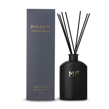Diffuseur à roseaux parfumé à la sauge et au cèdre de 275 ml - Par Moss St. Fragrances 1