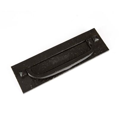 340 x 105 mm schwarzes antikes Briefschild mit Klopfer – von Hammer & Tongs