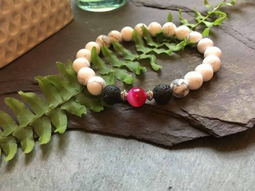 Pink Agate Beaded Bracelet with Howlite
